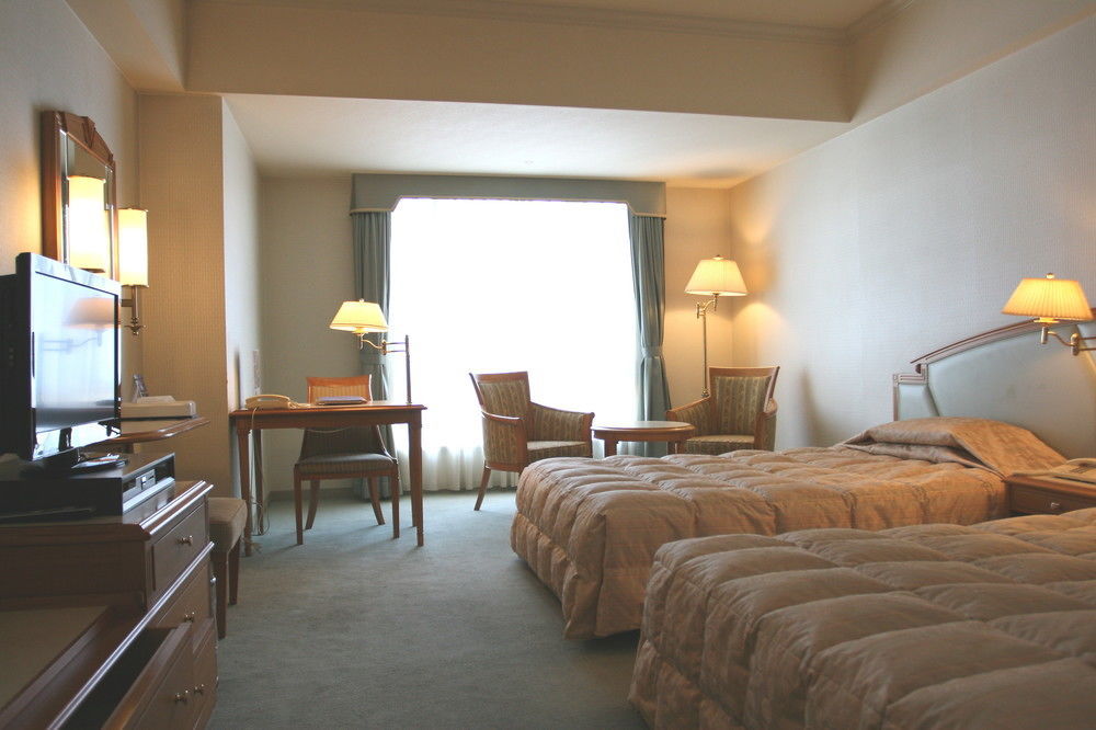 Kure Hankyu Hotel Bagian luar foto